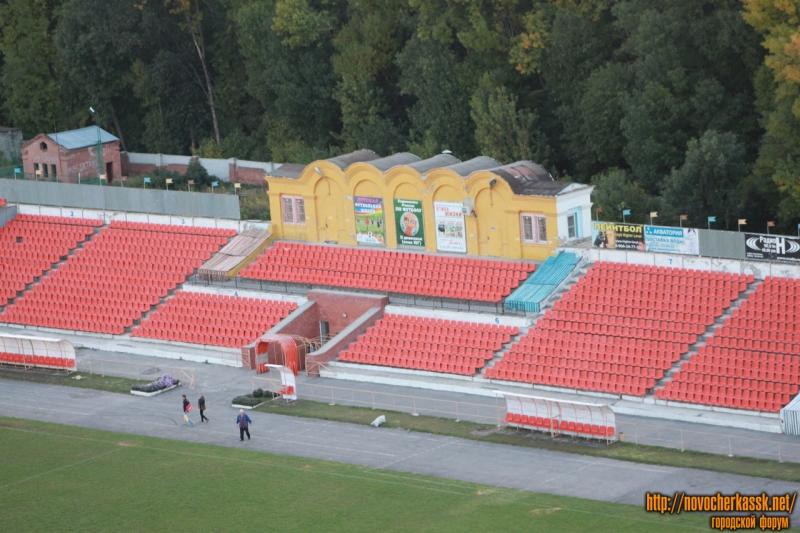 Le stade typiquement soviétique de Novocherkassk