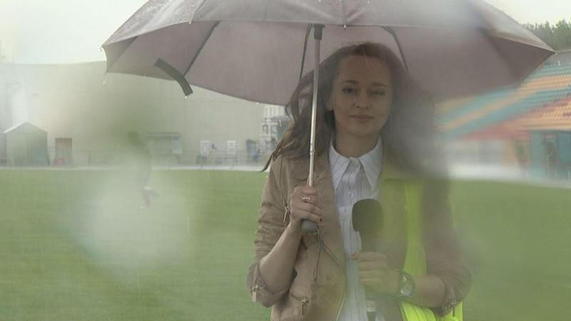 La météo biélorusse est capricieuse pour le football (d'où le forma printemps-automne) mais aussi pour les journalistes